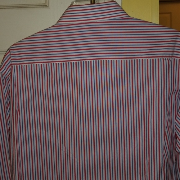 Shirt - Picture 4 of 6